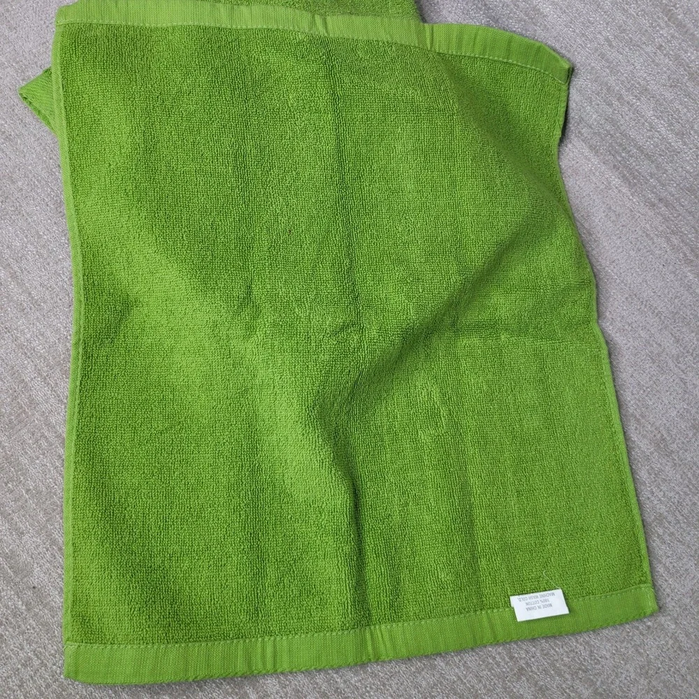 Crate & Barrel 8pc Kitchen Set Lime Green Oven Mitts Pot Holders Dish Towels